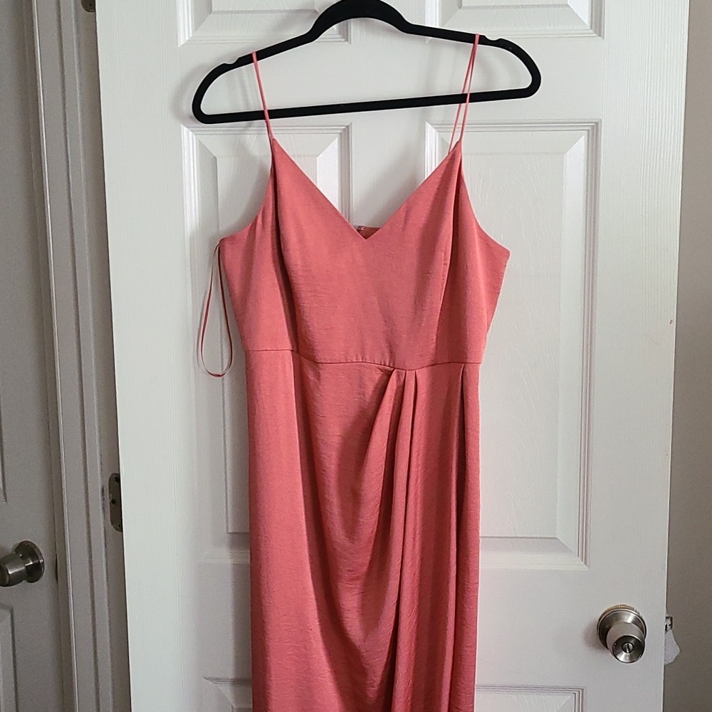 Pink/rose colored dress